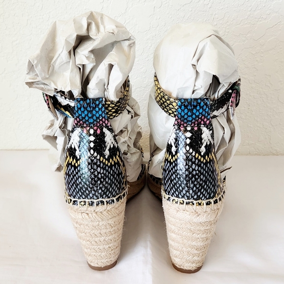 Vince Camuto Maaza Snake Print Wedges - Picture 7 of 11